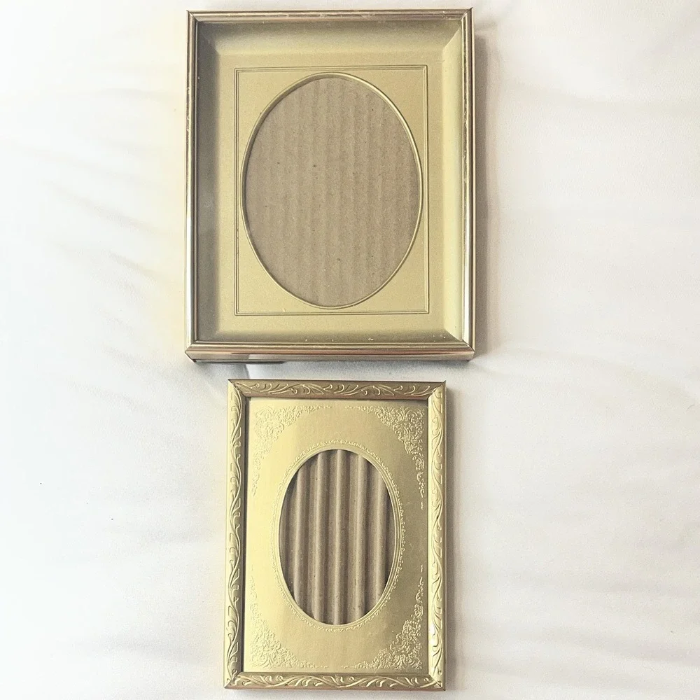 Set of 2 Gold Metal Ornate Floral Photo Frames , Stand